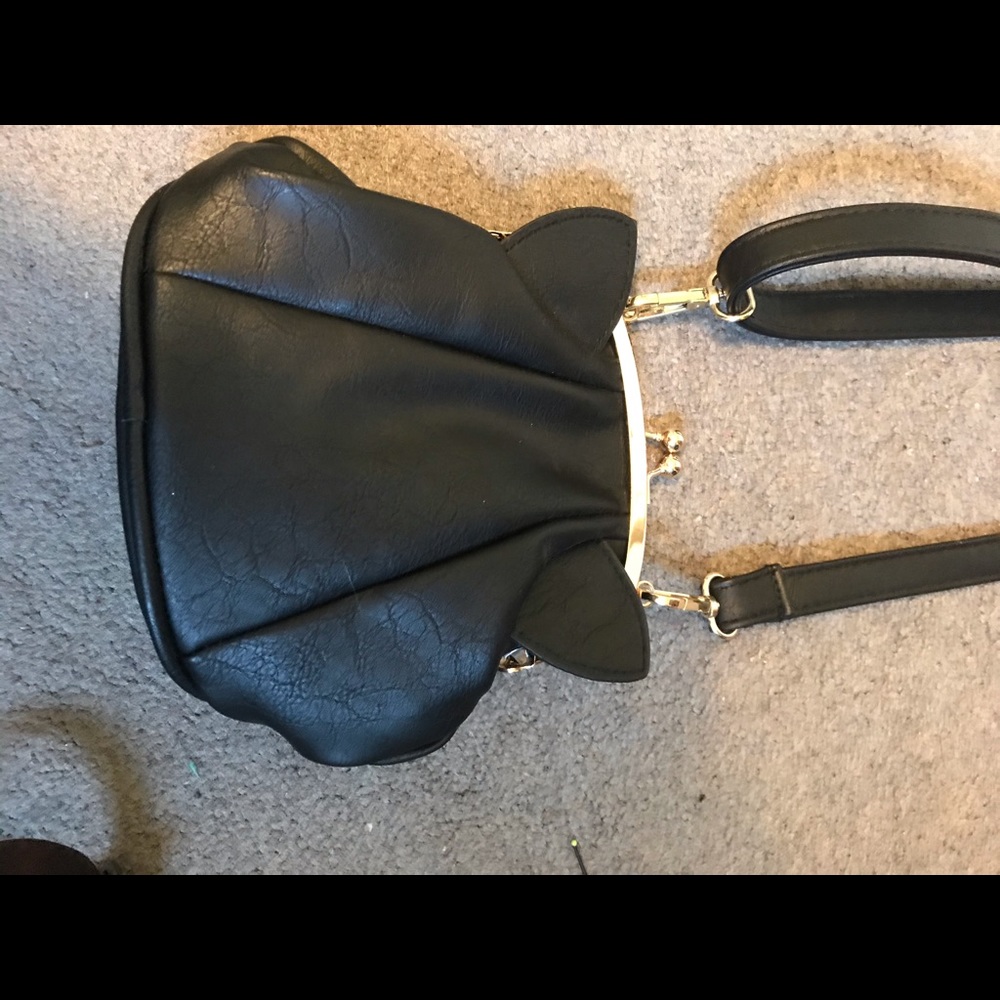 Black cat purse